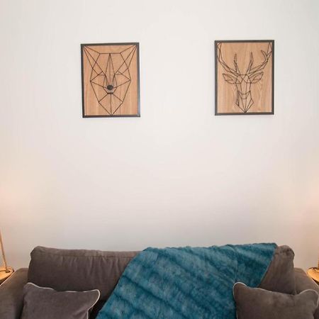 Studio London & Studio Chalet Pannes  Экстерьер фото